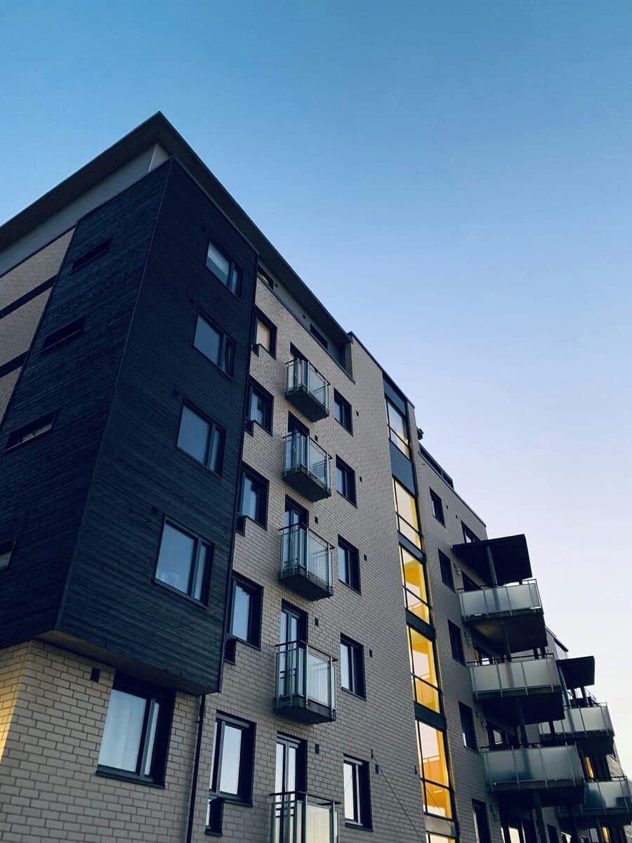 Built-asset elevation context
